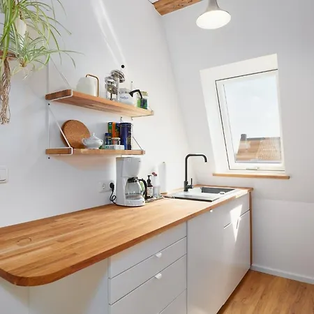 Dock 53 Apartment