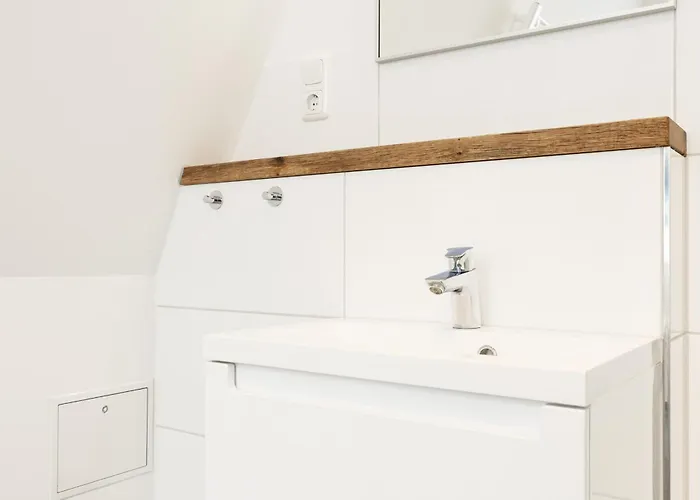 Dock 53 * Heikendorf