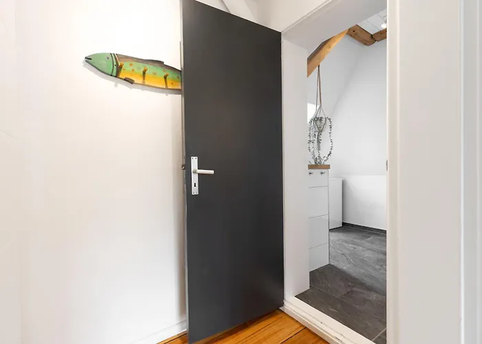 Dock 53 * Heikendorf